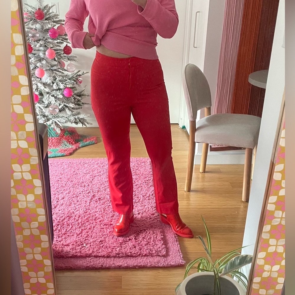 Miss Selfridge crop Kickflare pants in red. ASOS